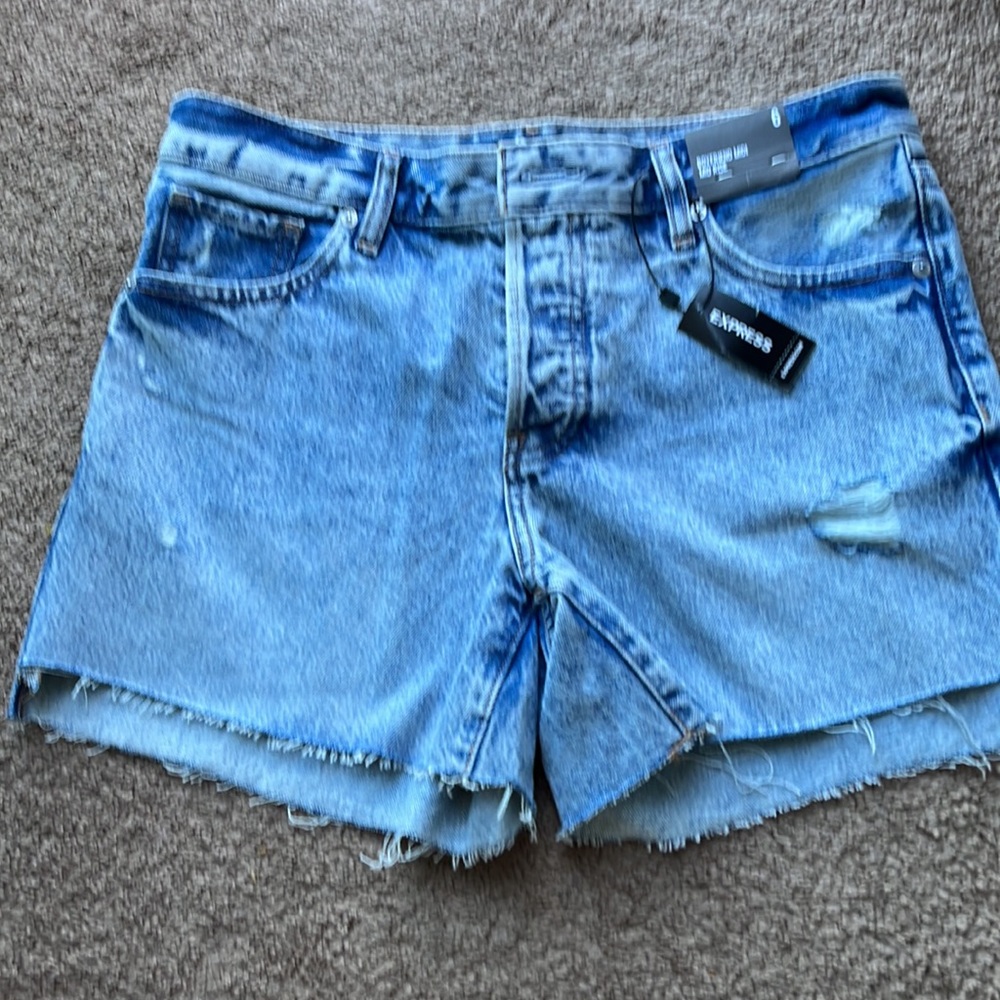 Express shorts - Picture 3 of 7